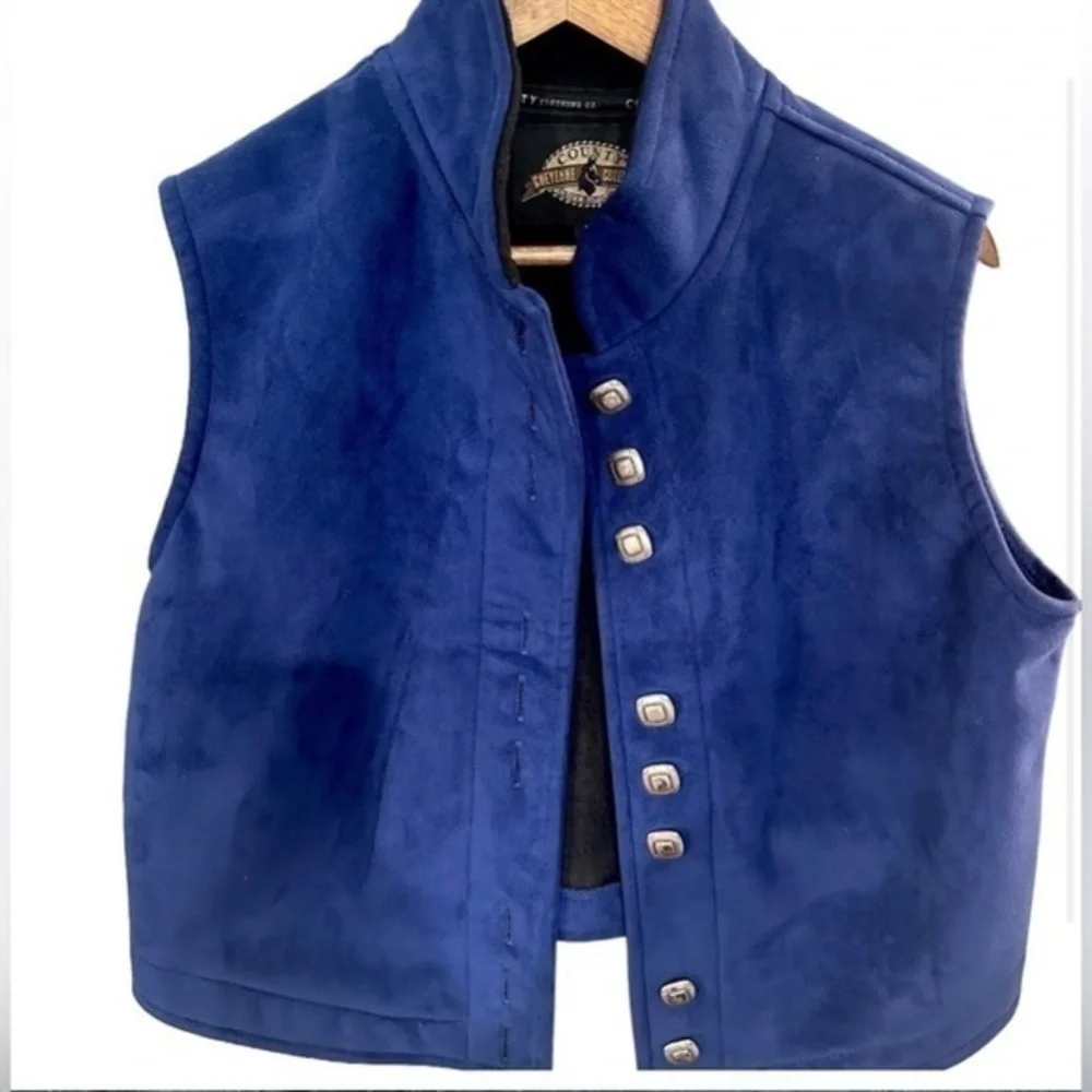 County Clothing Co. stylish versatile